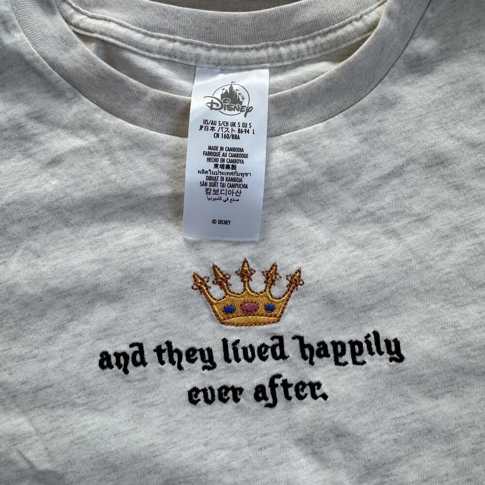Walt Disney World Cinderella Collection T-shirt - Picture 6 of 7